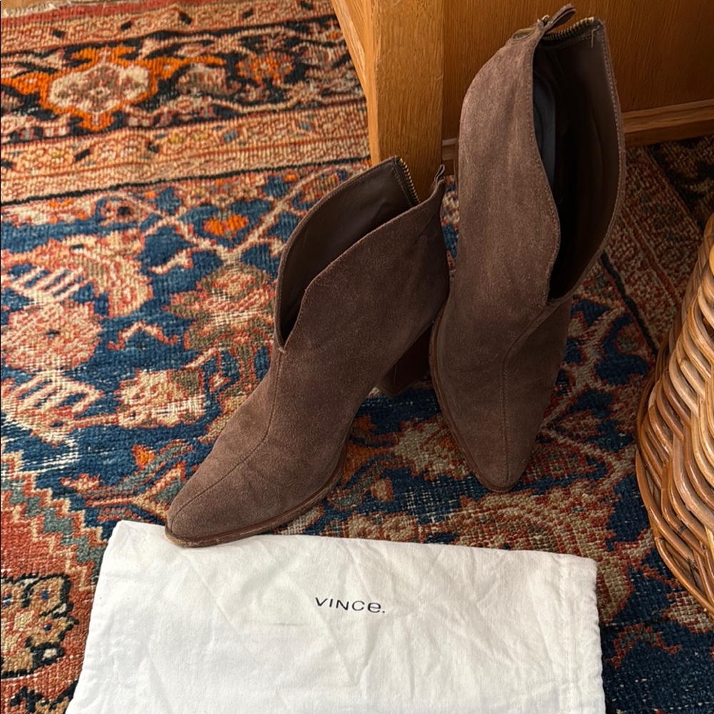 Vince Women's Brown Suede Ankle Boots made in Italy.